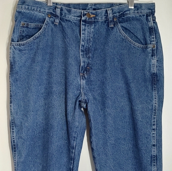 Wrangler Classic Blue Denim Jeans - Picture 1 of 4